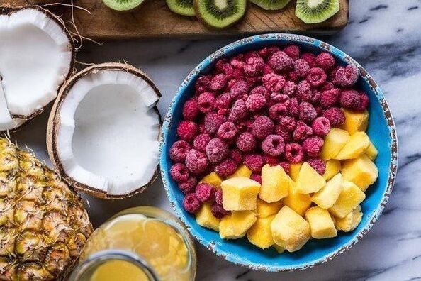 Fruits and berries for weight loss