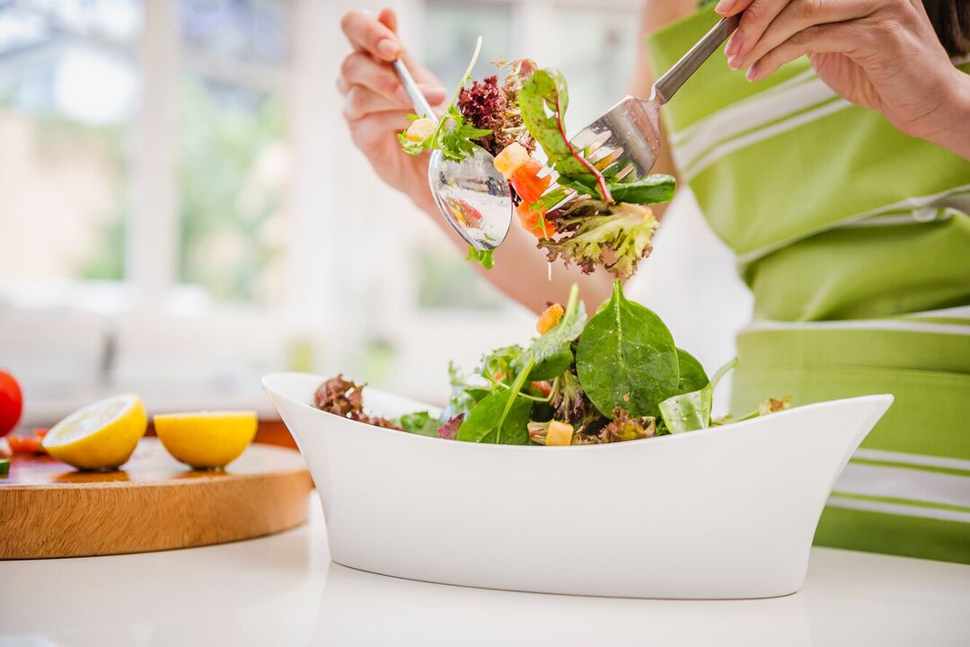 A balanced diet helps to lose weight effectively within a week